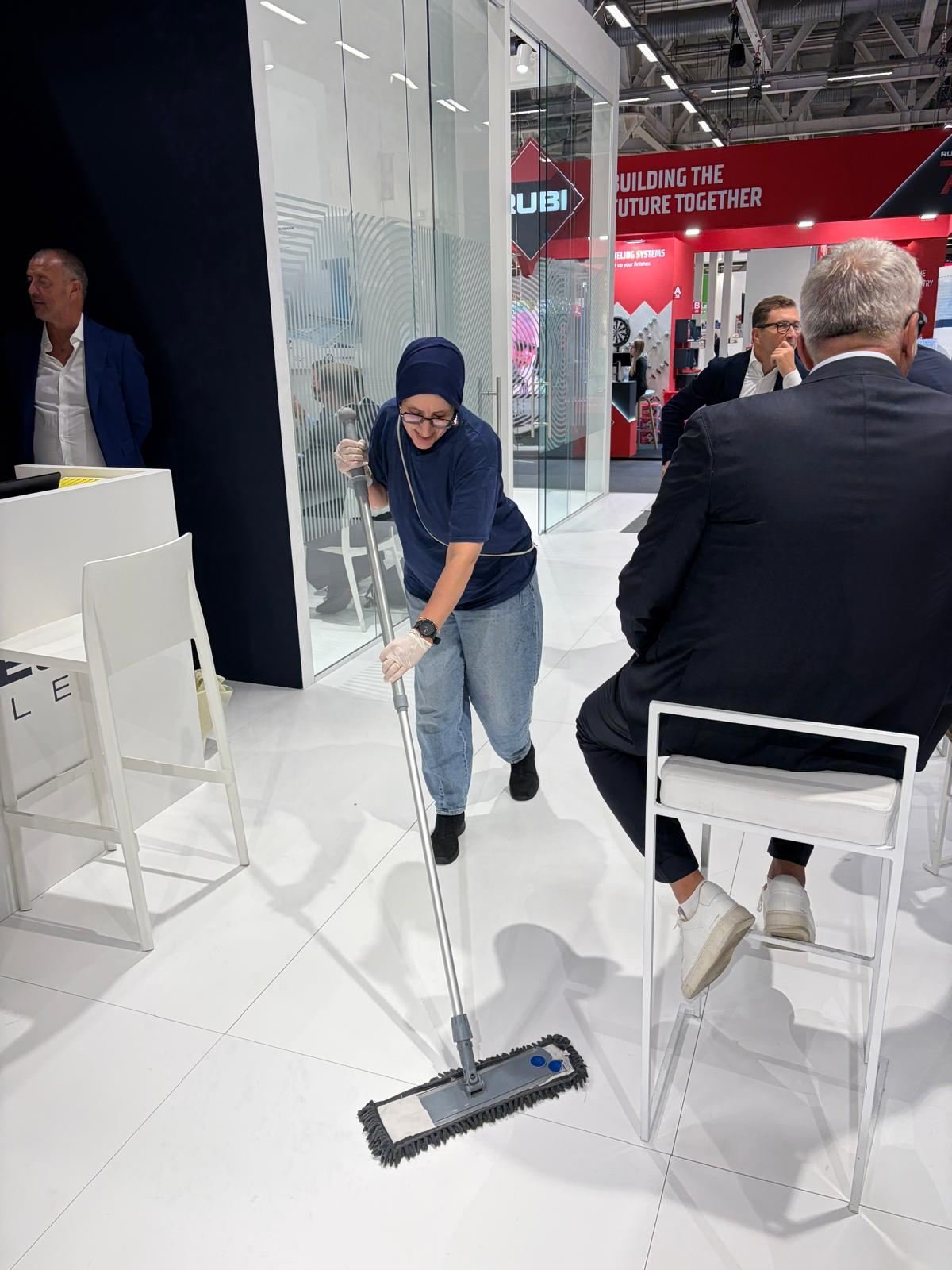 Staff T. Service in fiera